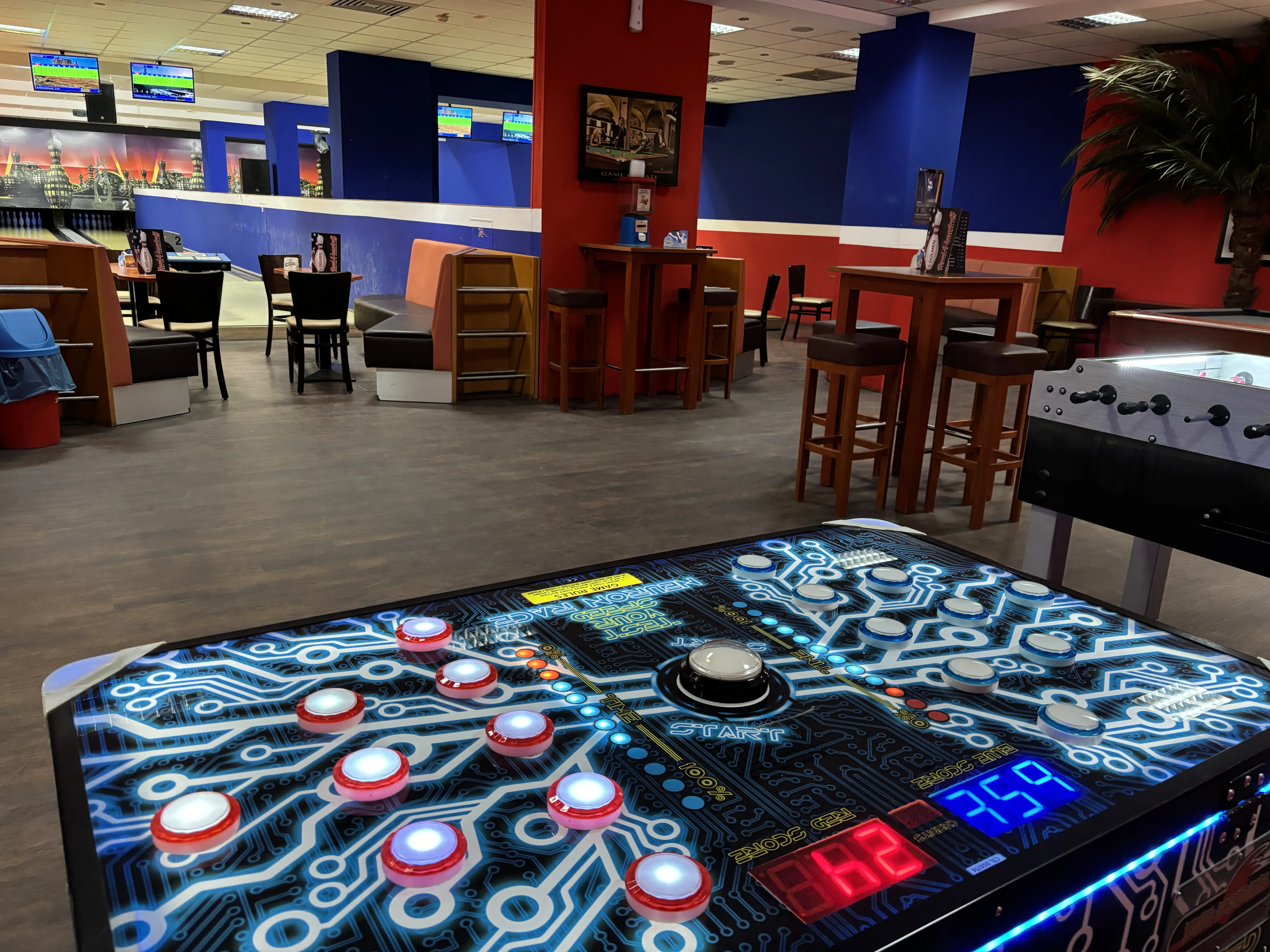Bowling & Entertainment